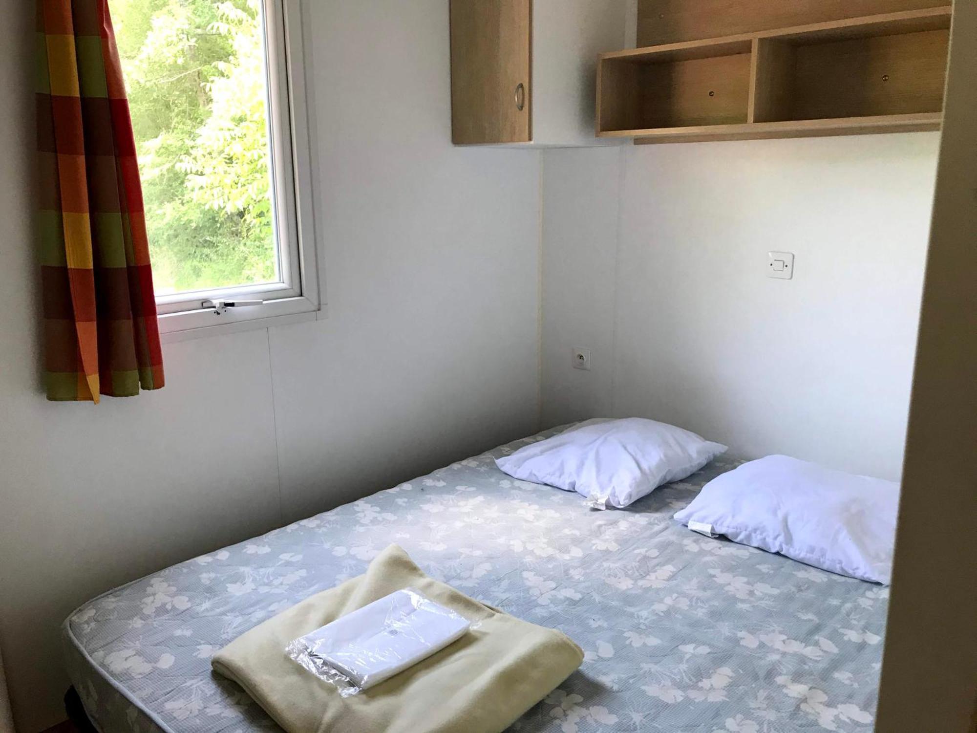 Camping La Bernede Rennes-les-Bains Oda fotoğraf
